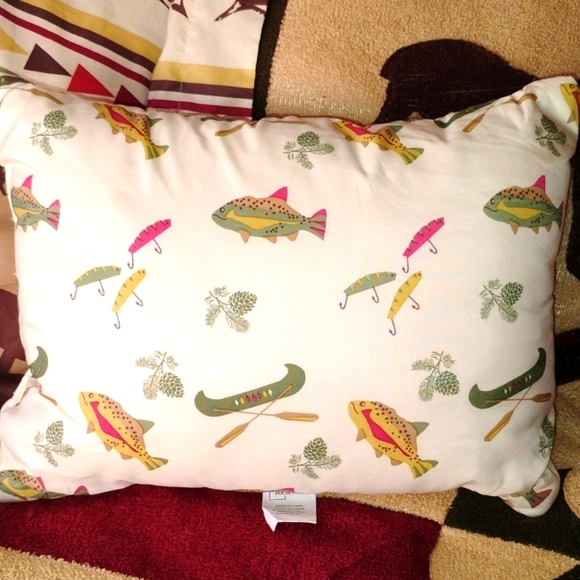 ๐ซ๐ฒQuilted Pillow Case Cabin in Woods Sham Rustic 23 X 29 - Picture 11 of 16